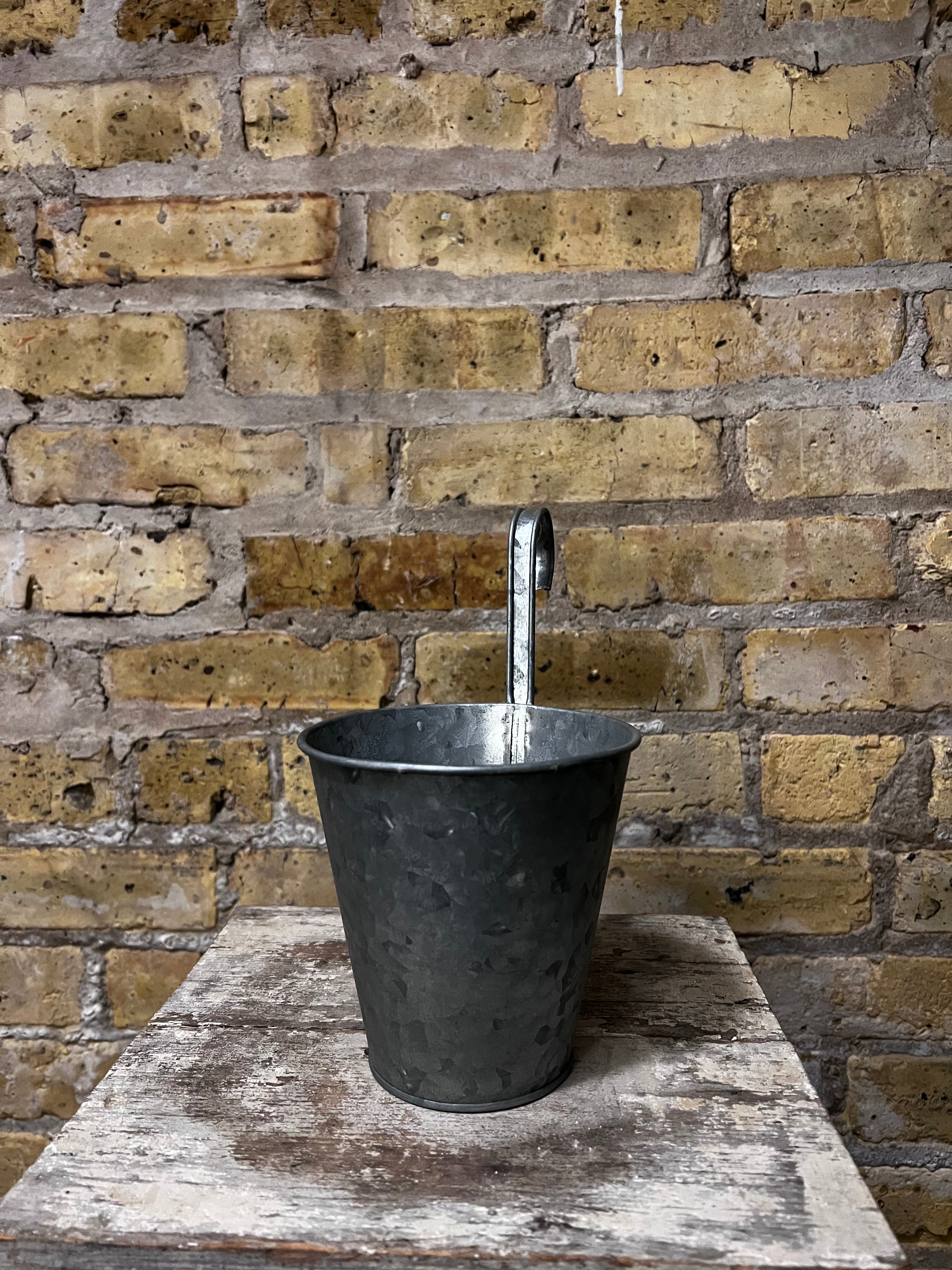 Farmhouse Tin Flower Pot