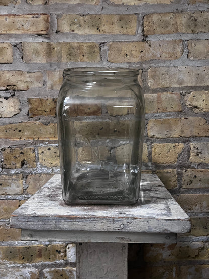 Planters Streamline Jar