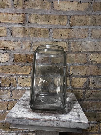 Planters Streamline Jar