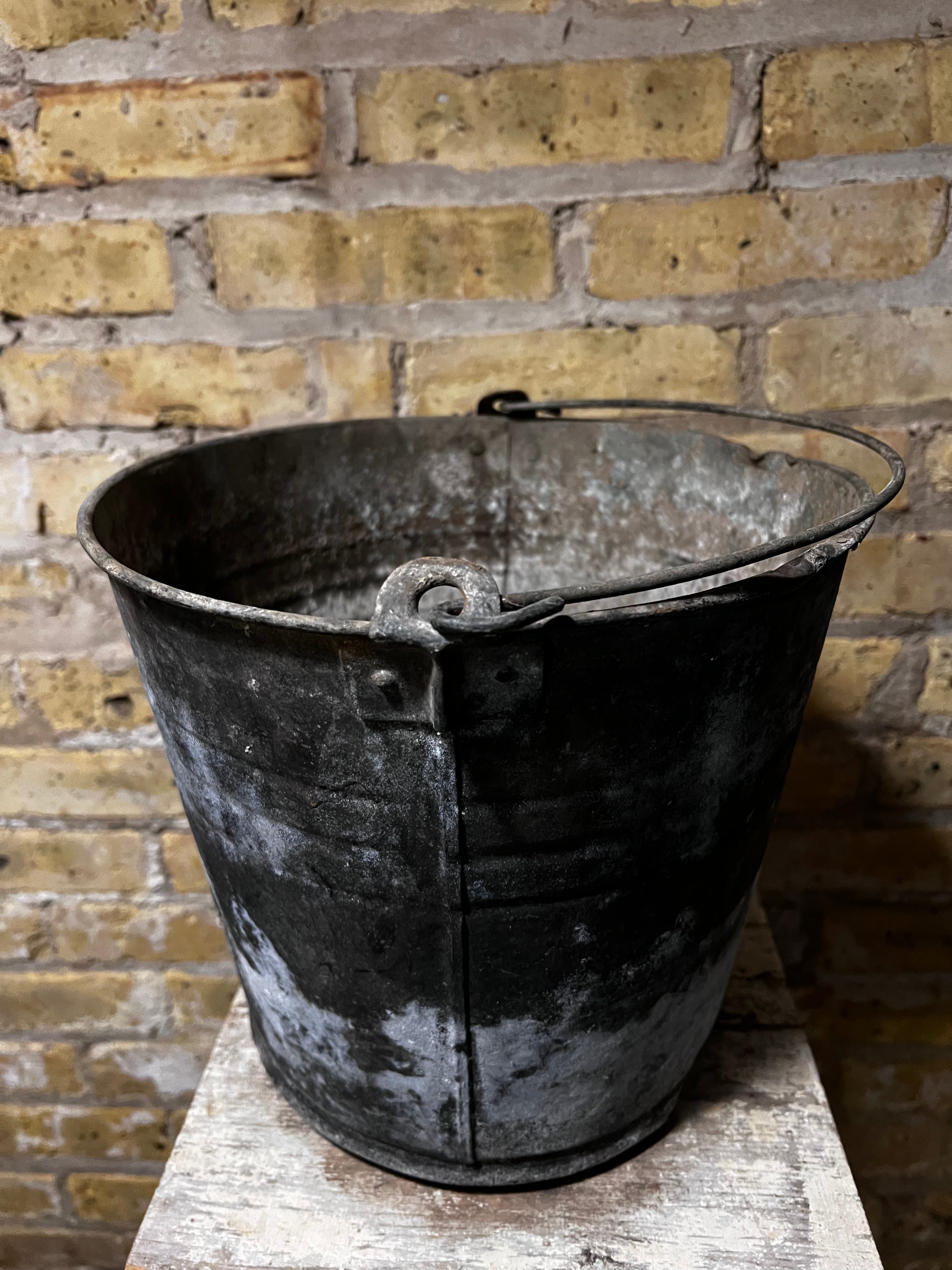 Vintage Galvanized Bucket with Handle