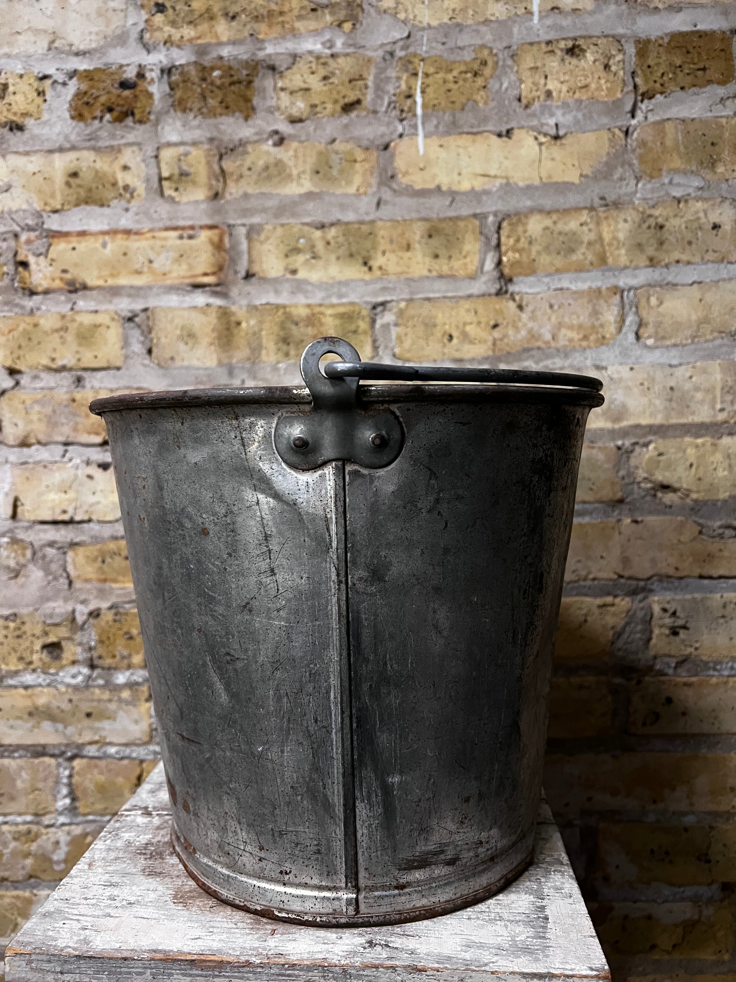 Vintage Farmhouse Galvanized Bucket