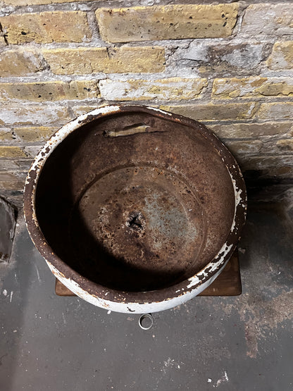 Enamel Water Bin With Spout