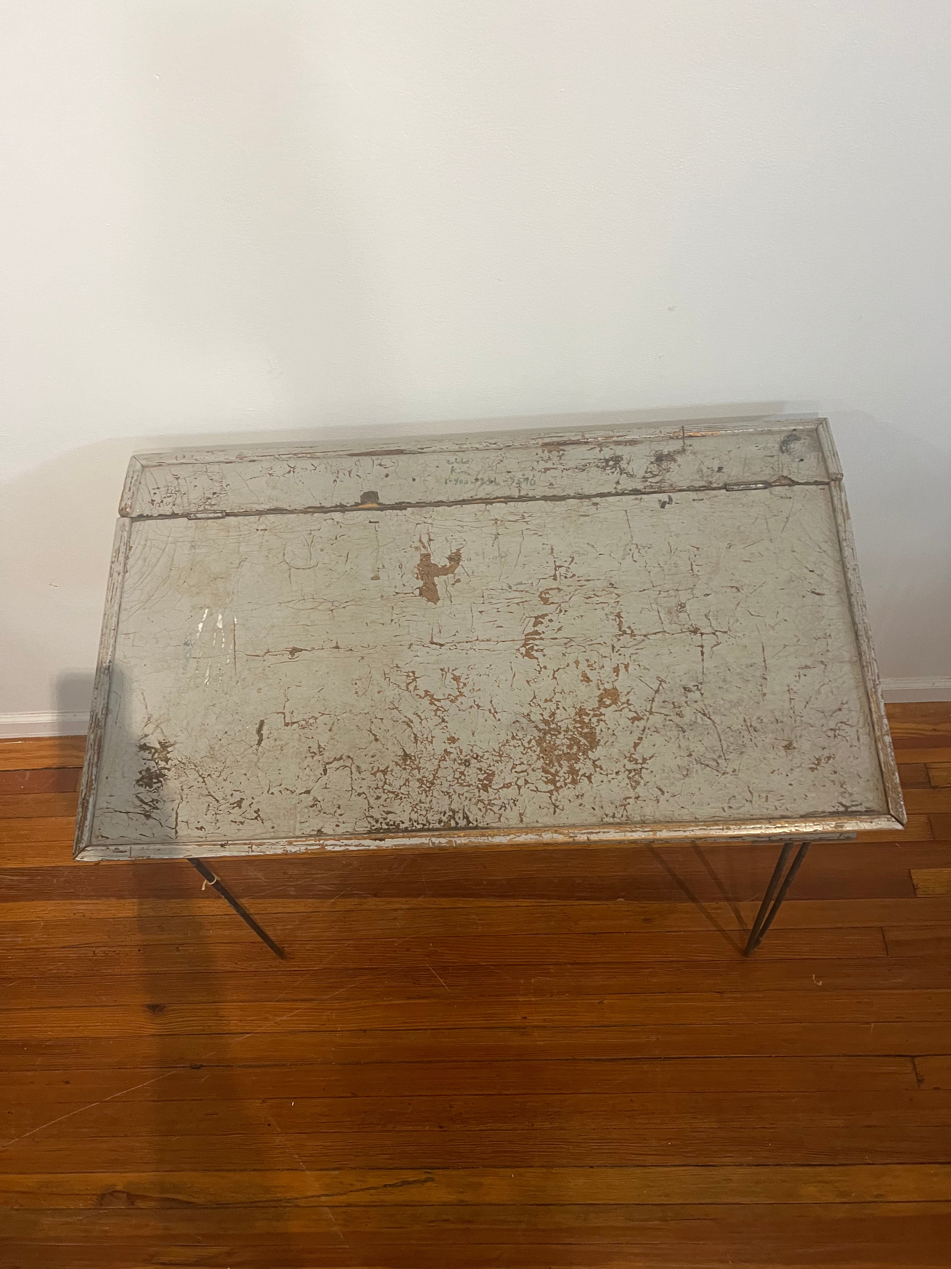 Vintage Indian Hairpin Desk