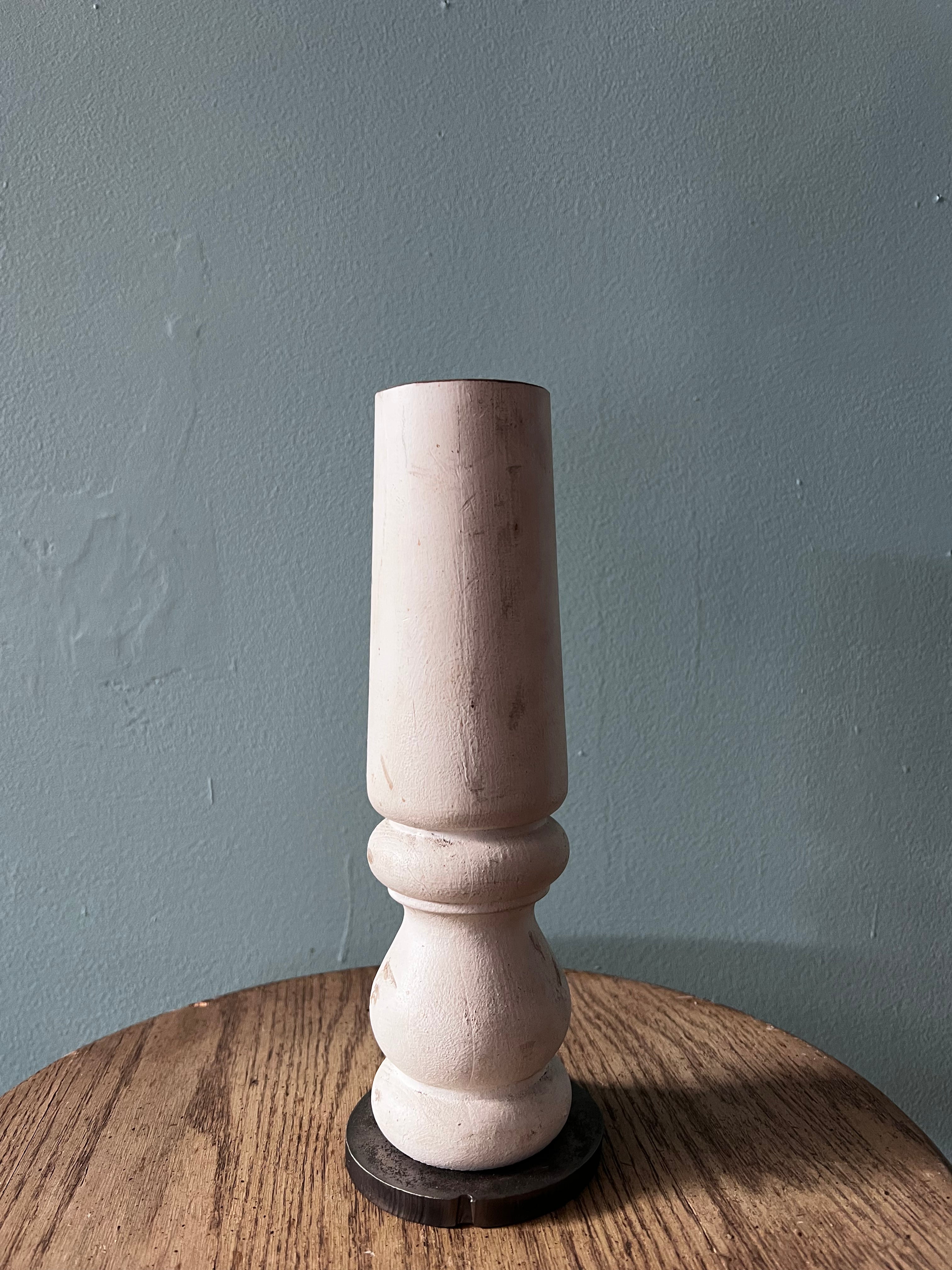 White Spindle Candleholder