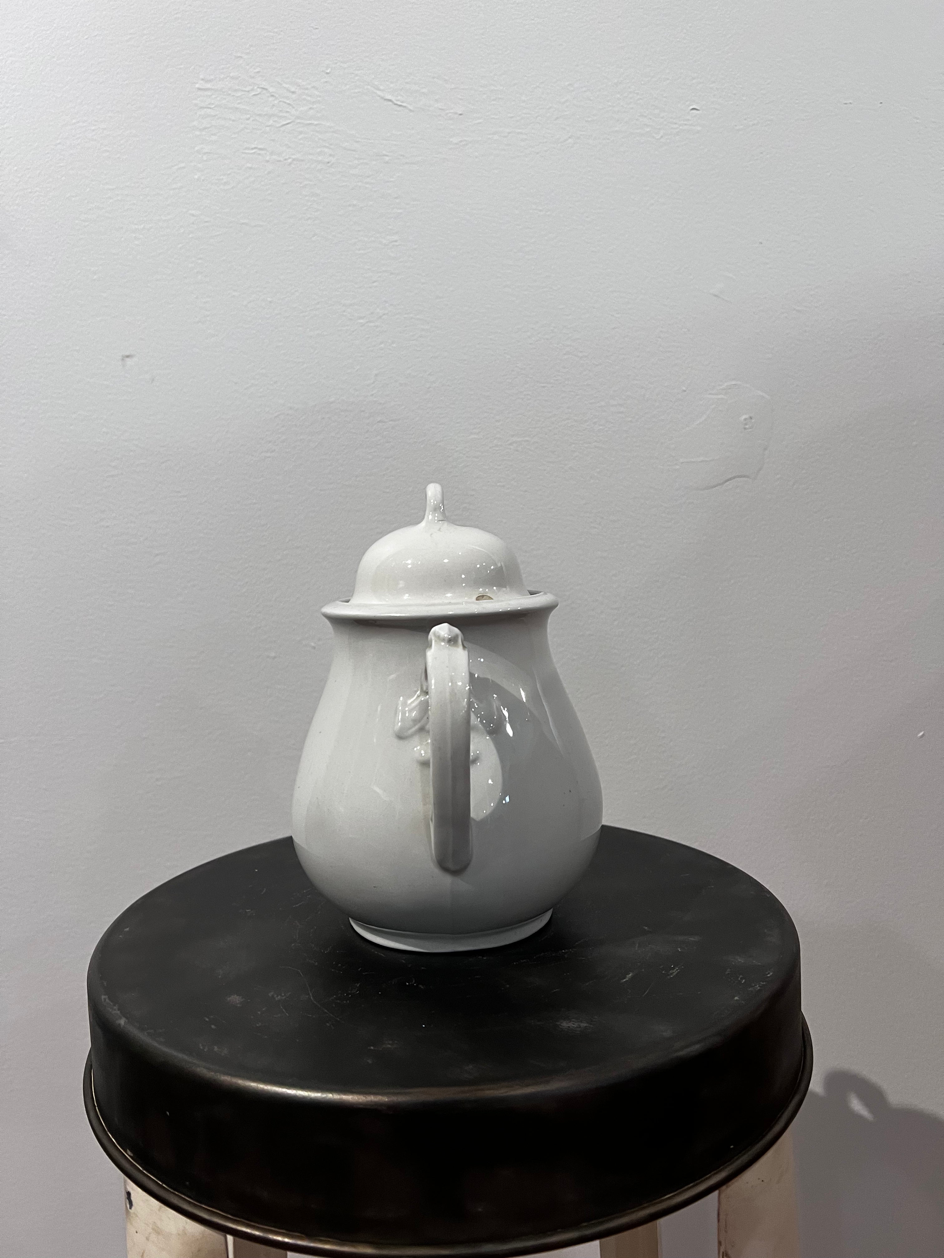Vintage Ceramic Sugar w Lid