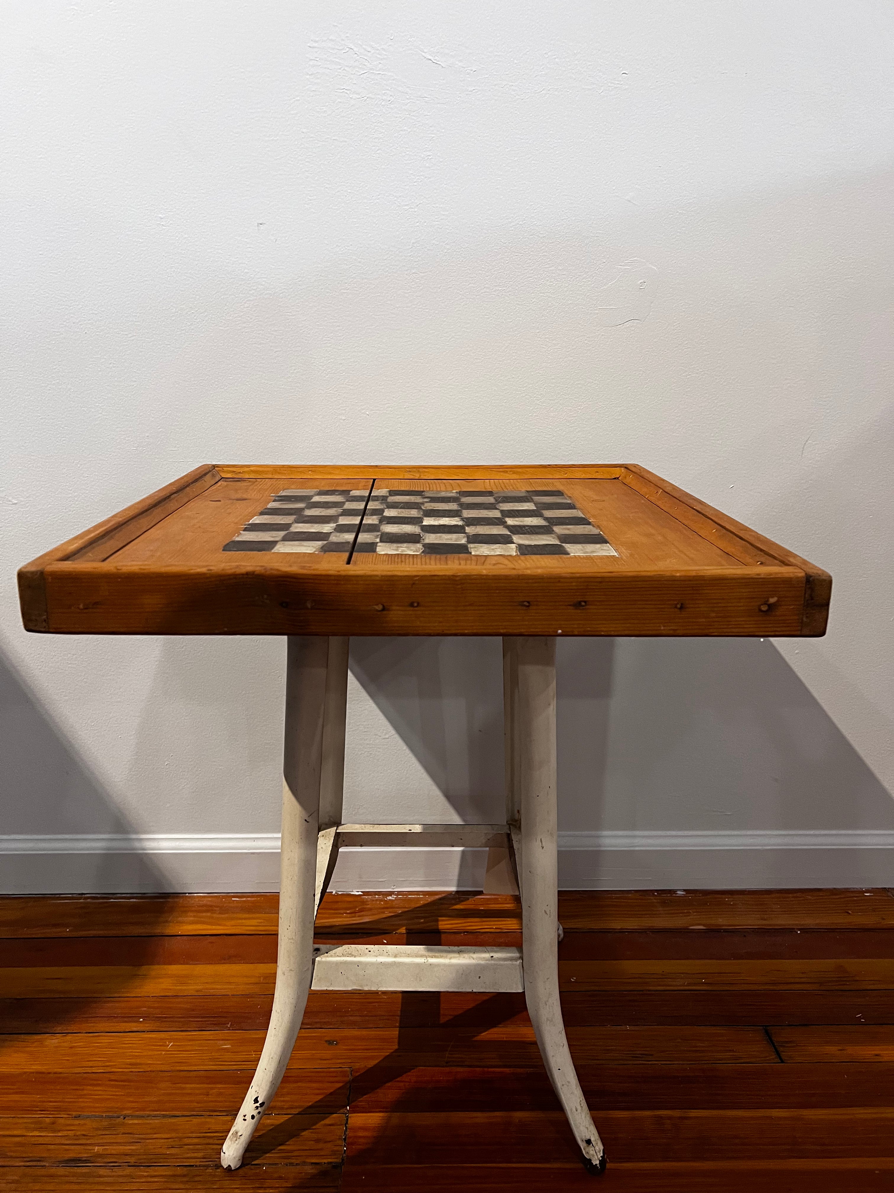 Primitive Checkerboard