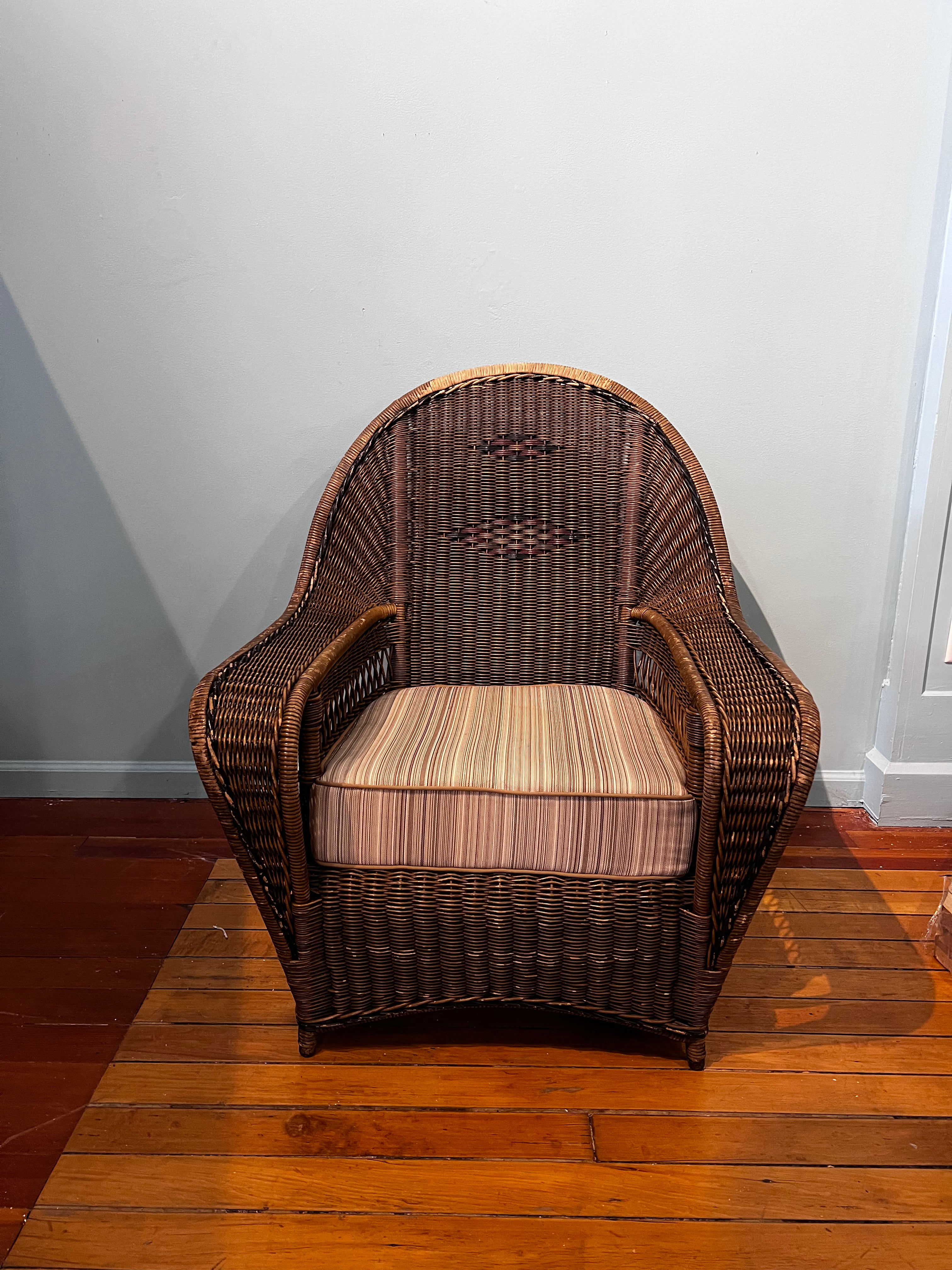 Antique Brown Wicker chair