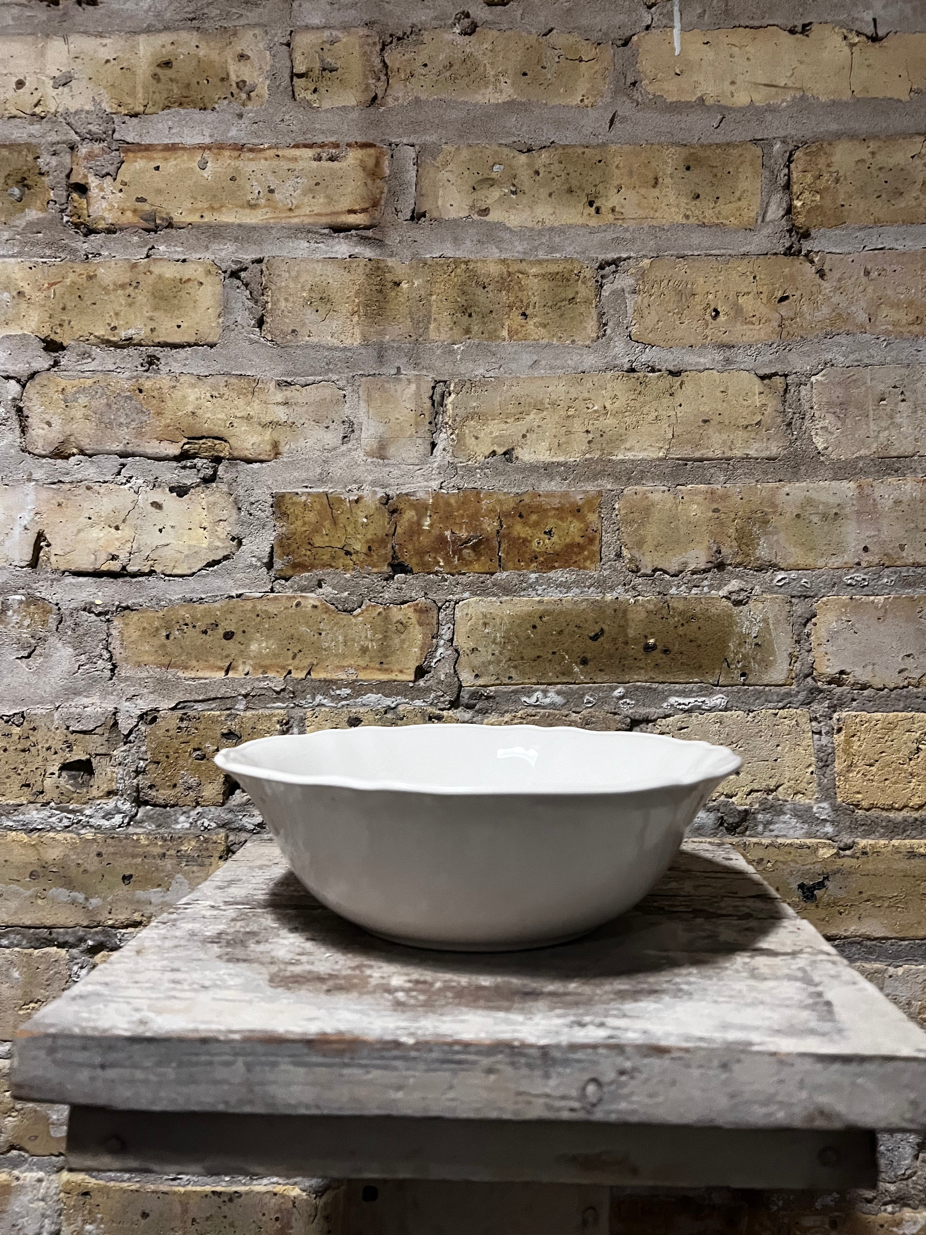 English Alfred Meakin Bowl