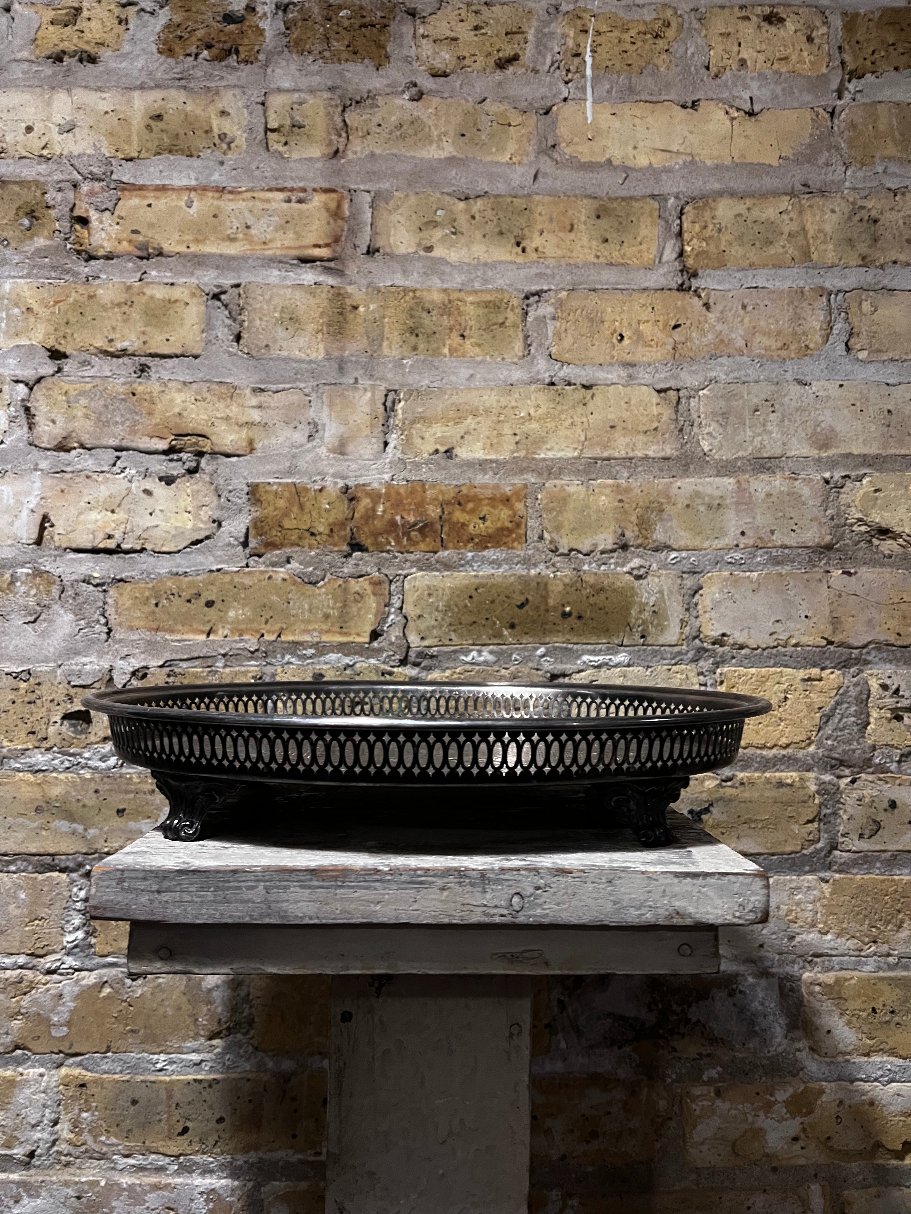 Leonard SP Footed Tray