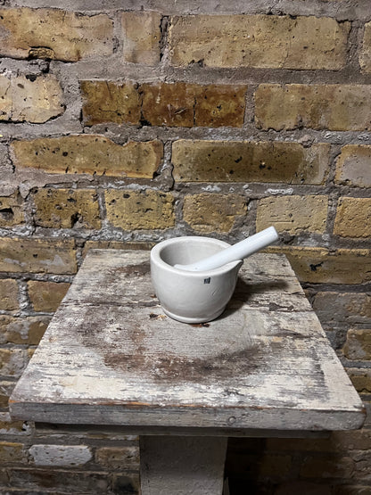 Mortar & Pestle