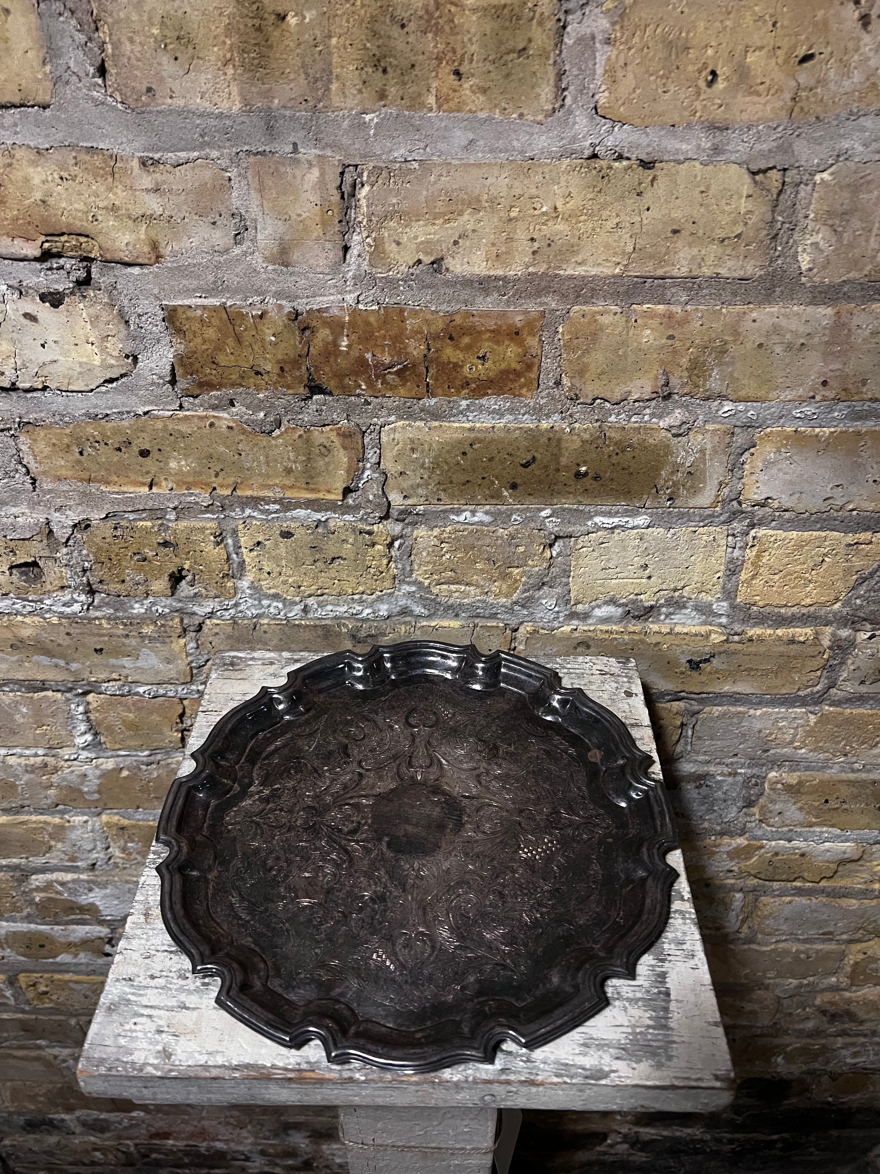 English S Plate Tray
