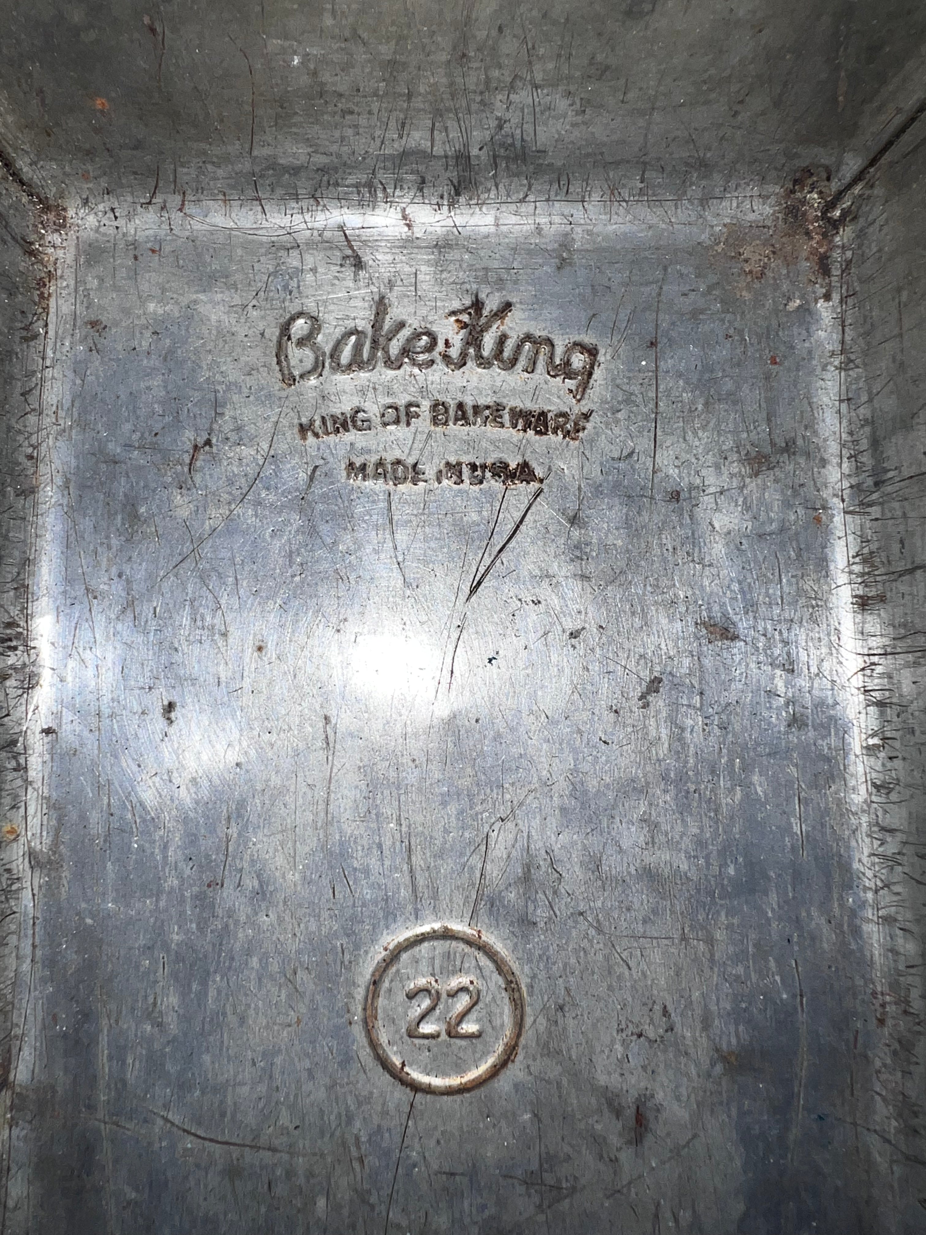 “Bale King” Bread Pan
