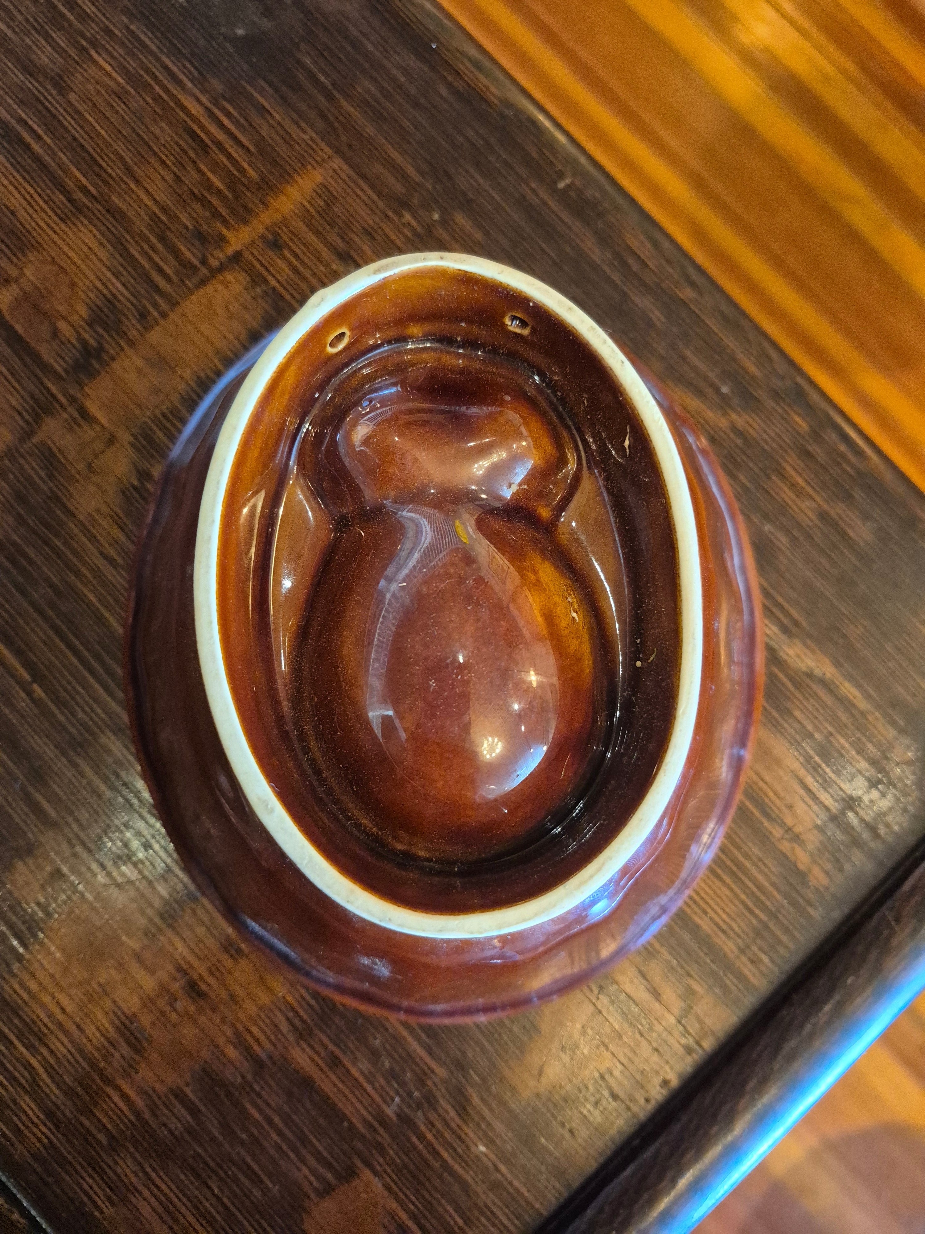 Brown glazed pineapple mold