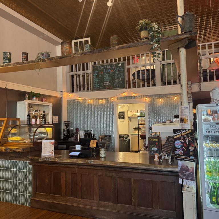 best coffee shop in Kenosha, vintage coffee shop Kenosha, local coffee cafe Kenosha