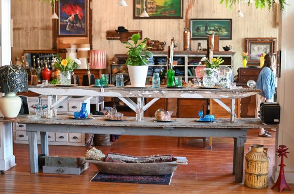 vintage furniture in Milwaukee, antique store Kenosha WI, women owned vintage shop Kenosha